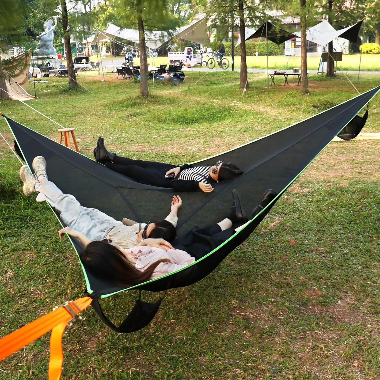 TriLounge™ - Outdoor Triangle Air Cushion